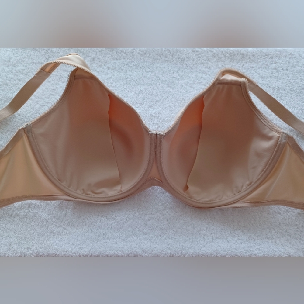 Wacoal Basic Beauty Spacer Underwire Full-Busted Bra, Size 44D - Picture 8 of 16